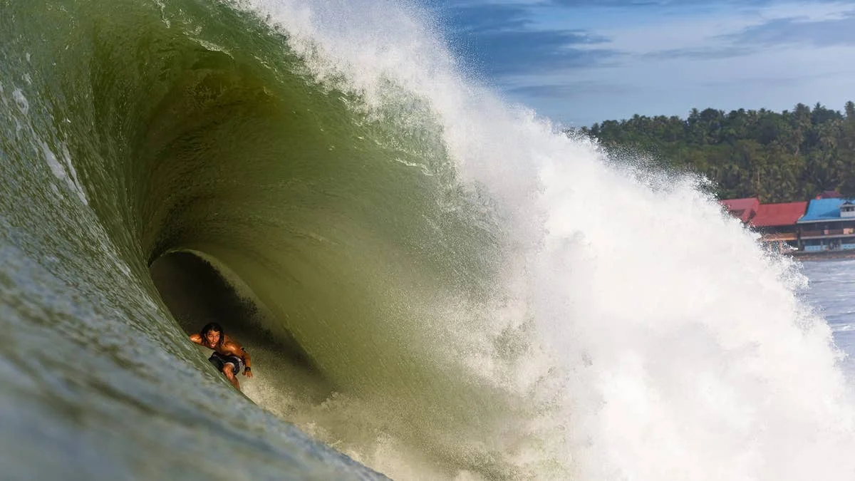 Swell From Hell: Nias's Apocalyptic Day of Days