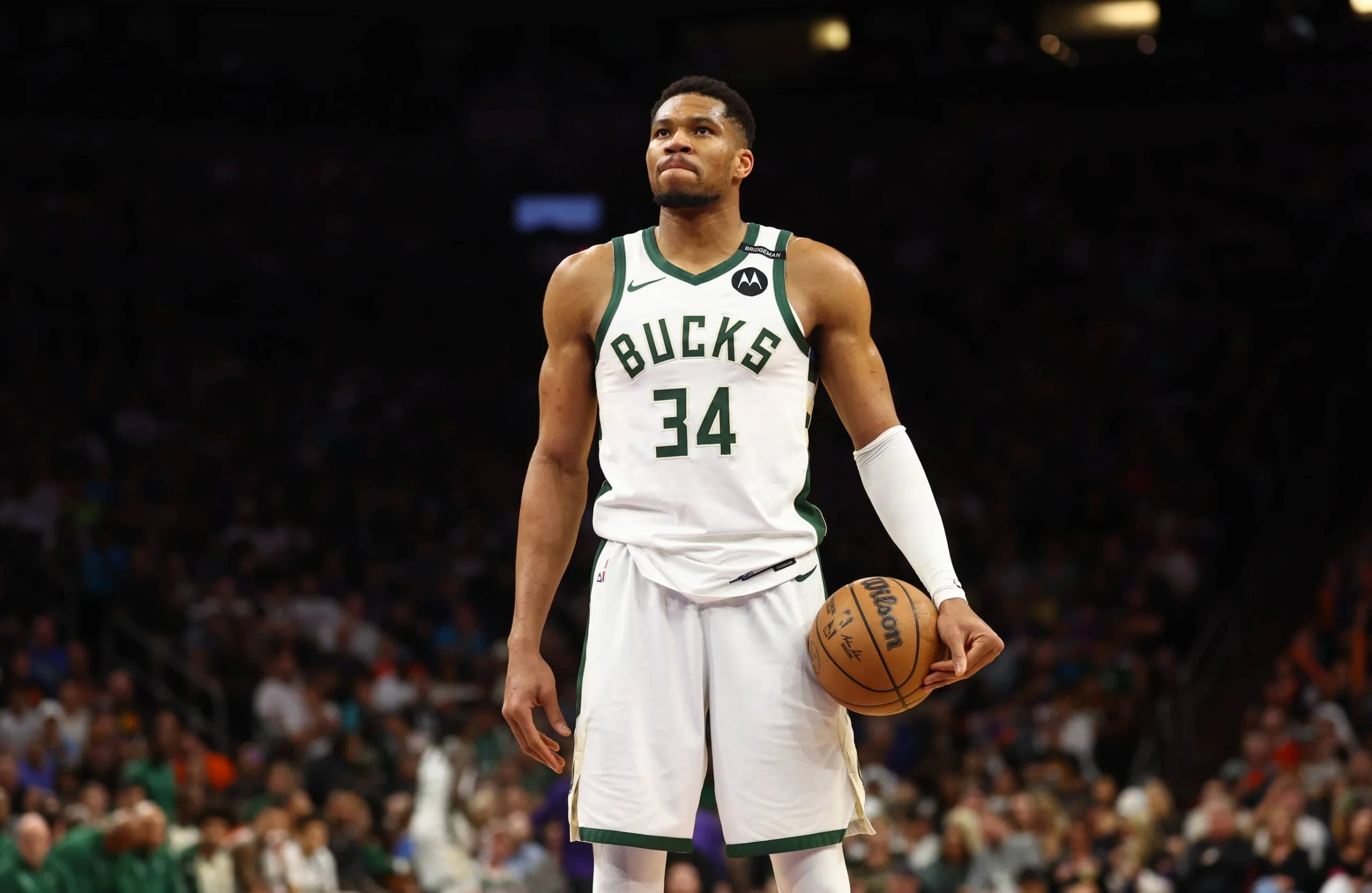 Former Bucks Player Criticizes Giannis Antetokounmpo: He’s Not An Elite Talent, That’s Not Basketball To Me