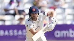 Critchley Leads Essex to Convincing Six-Wicket Victory Against Hampshire