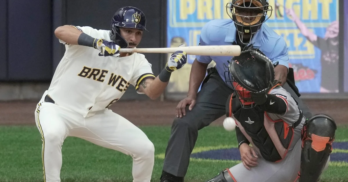 Mastering the Challenge of Bunting a Curveball