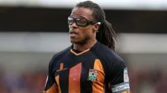 Edgar Davids' Impact as Player-Manager at Barnet